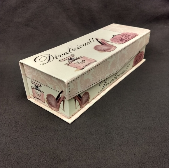 Divalicious Small Decorative Trinket Storage Box - Picture 2 of 9